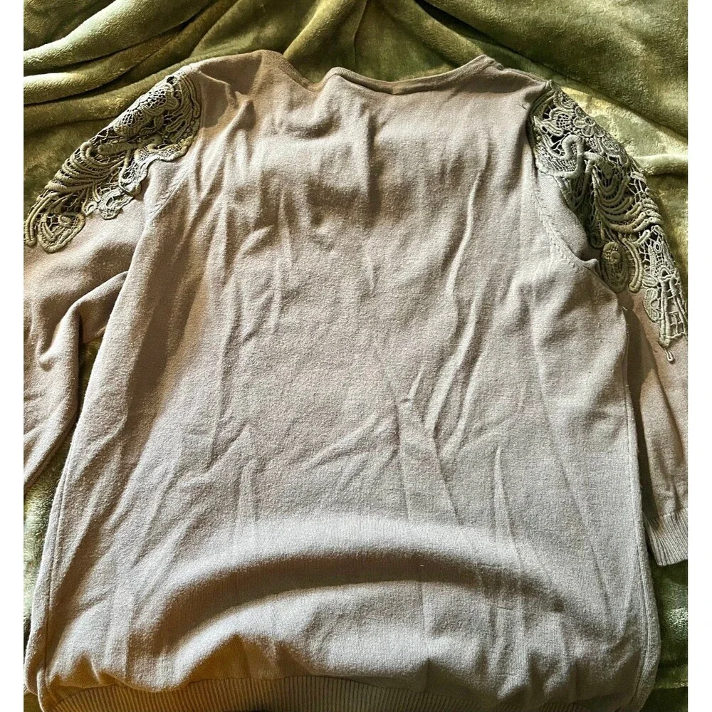 Lane Bryant sweaters 14/16 - Picture 5 of 7